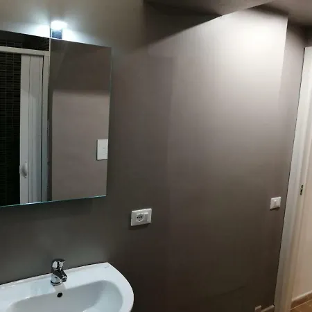 Отель Opera Boutique 3*