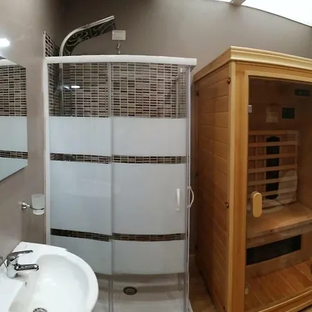 Opera Boutique Монреале