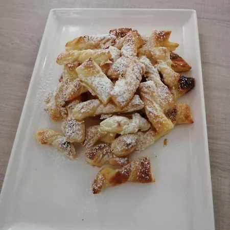 Opera Boutique Hotel 3*